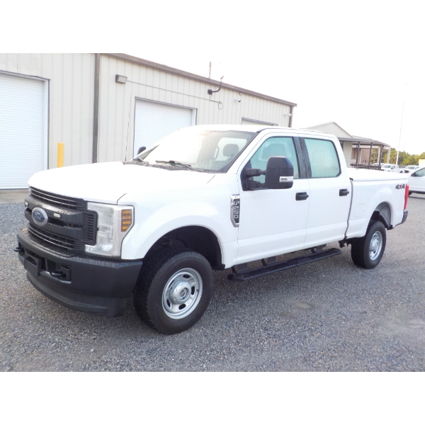 2018 FORD F250 XL Pickup Truck