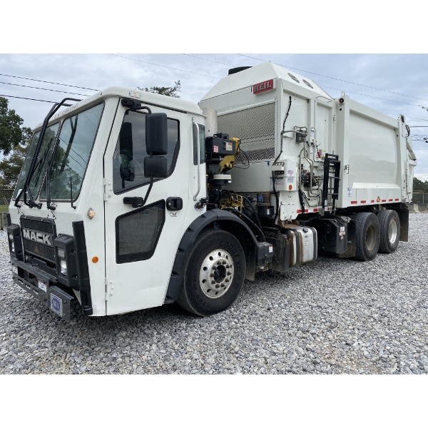 2024 MACK LR64 Garbage / Sanitation Truck