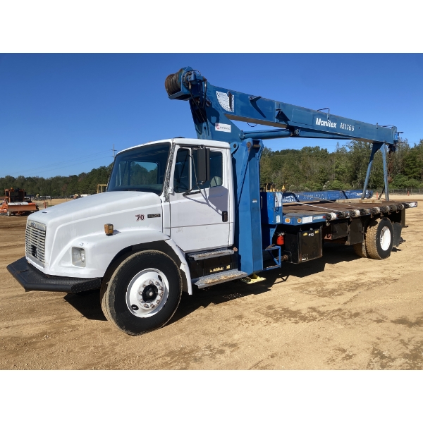 2000 FREIGHTLINER FL70 Boom / Crane Truck