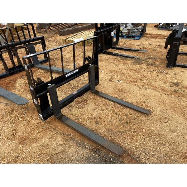 COMPLETE FORKLIFT ASSEMBLY Loader Attachments