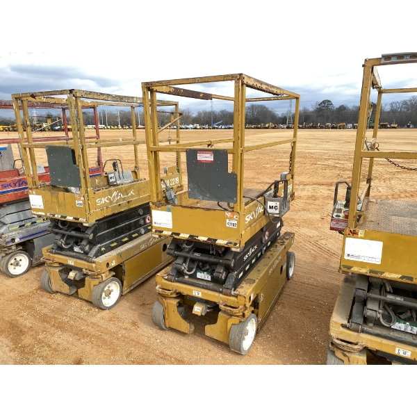 2017 SKYJACK SJIII-3219 Scissor Lift