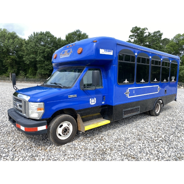2017 FORD E350 Bus