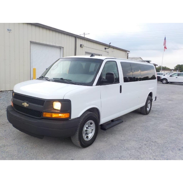 2016 CHEVROLET EXPRESS Passenger Van