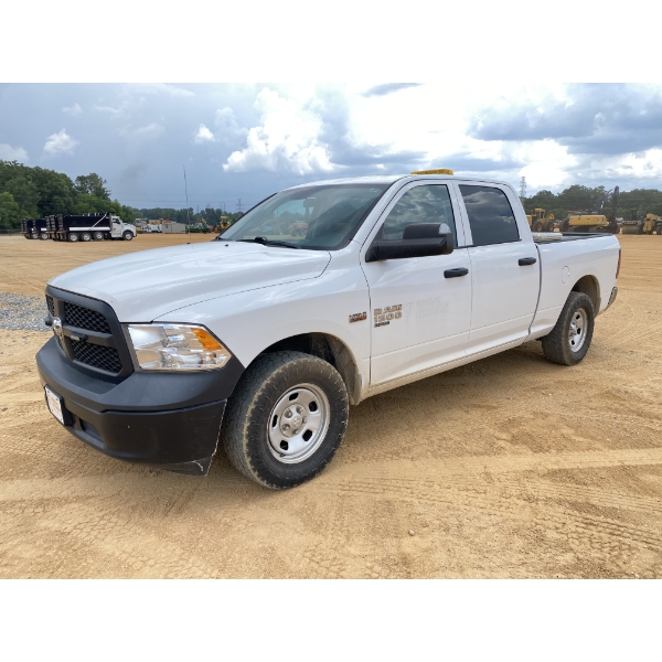 2022 RAM 1500 CLASSIC Pickup Truck
