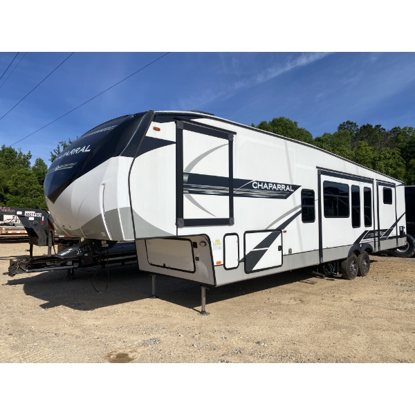2022 COACHMEN CHAPARRAL 367BH Travel Trailer