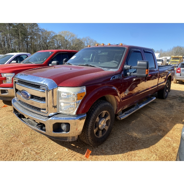 2015 FORD F250 LARIAT Pickup Truck