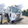 Image 4 : 2013 PETERBILT 320 PAINT STRIPING TRUCK