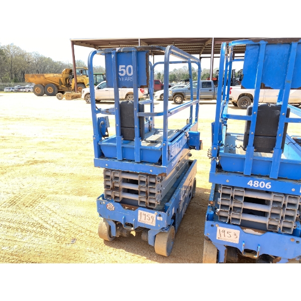 2016 GENIE GS-1930 Scissor Lift