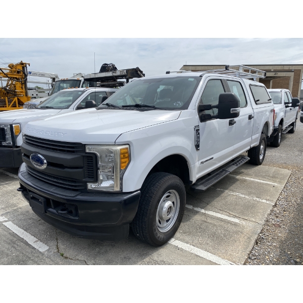 2017 FORD F250 XL Pickup Truck