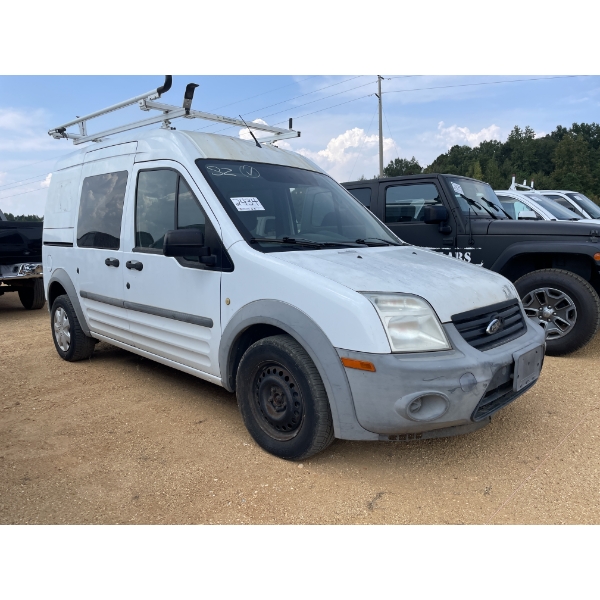 2013 FORD TRANSIT CONNECT Cargo Van