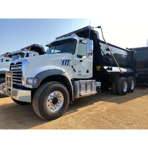 2021 MACK GR64F Dump Truck