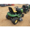 Image 3 : JOHN DEERE 42" RIDING LAWN MOWER L118 Lawn Mower