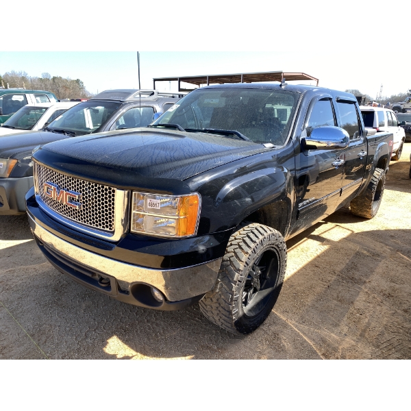 2012 GMC SIERRA SLE Z71 Pickup Truck