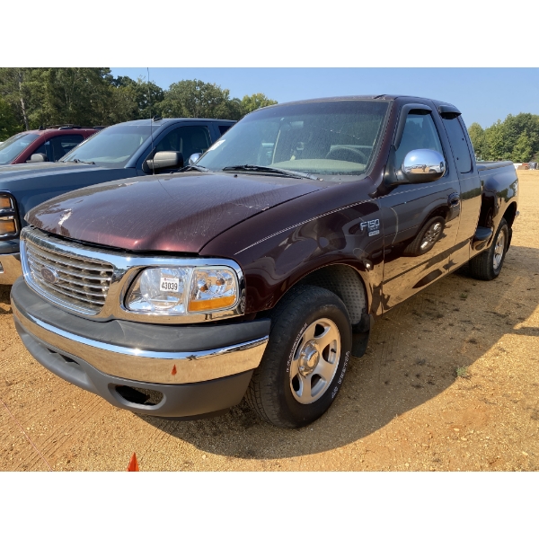 2000 FORD F150 XLT Pickup Truck