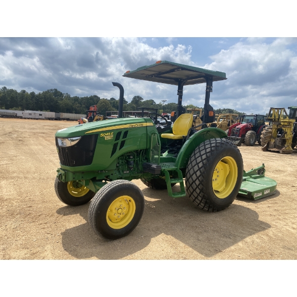 2018 JOHN DEERE 5045E Farm Tractor