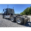 Image 2 : 2021 MACK PI64T Day Cab Truck