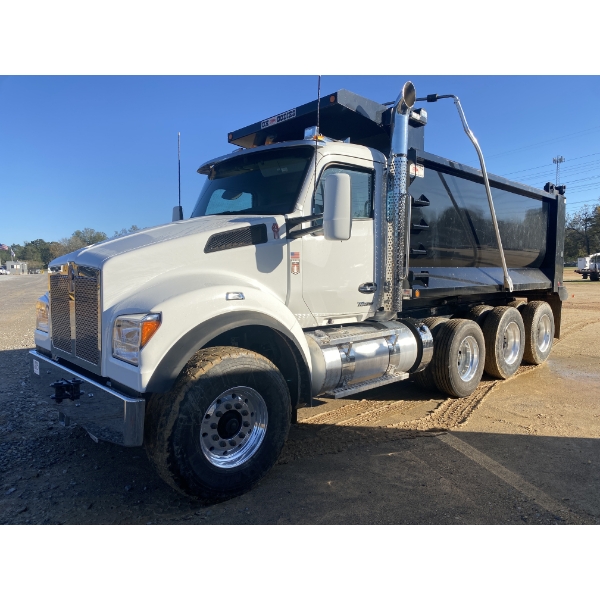 2023 KENWORTH T880S Dump Truck