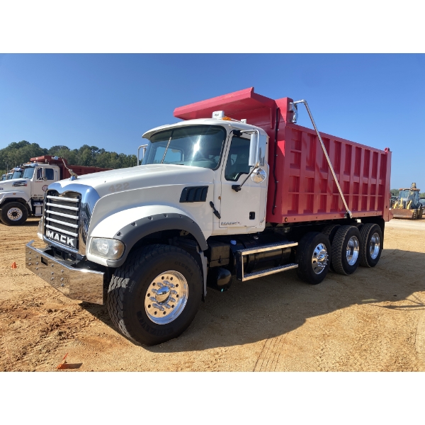 2013 MACK GU713 Dump Truck