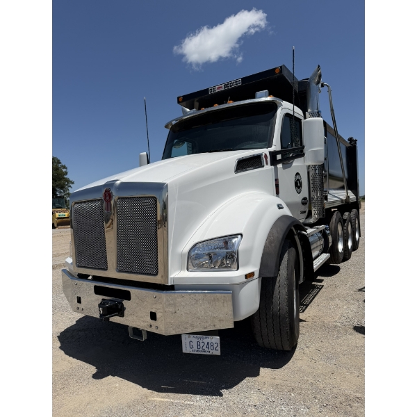 2026 KENWORTH T880 Dump Truck