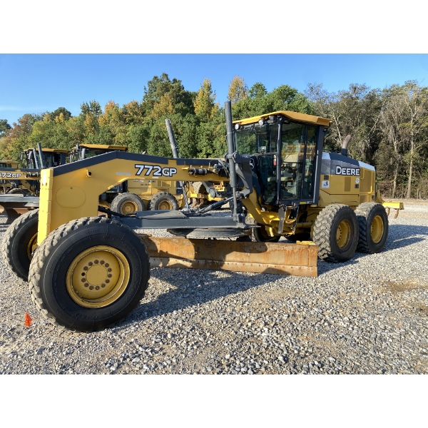 2014 JOHN DEERE 772GP Motor Grader