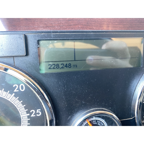 2021 WESTERN STAR 4700 SF Dump Truck - J.M. Wood Auction