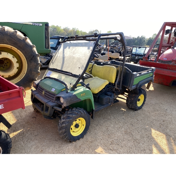2016 JOHN DEERE 825 GATOR UTV