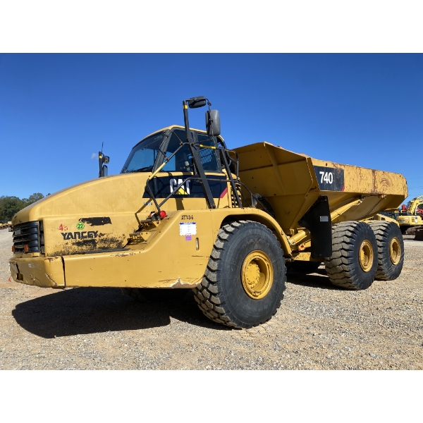 2008 CAT 740 Articulated Truck