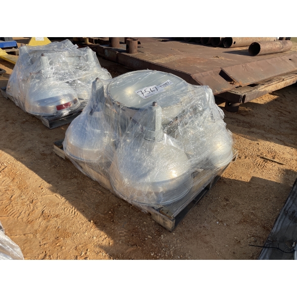 WAREHOUSE LIGHT FIXTURES