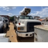 Image 4 : 1995 FORD F800 Bucket Truck