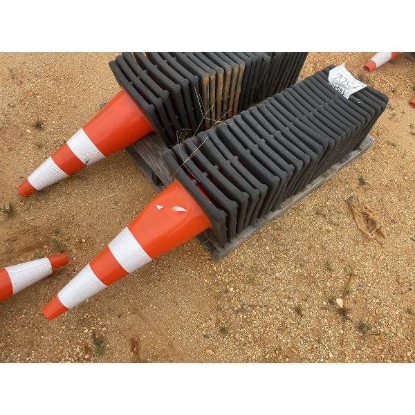SAFETY CONES (25 EACH)