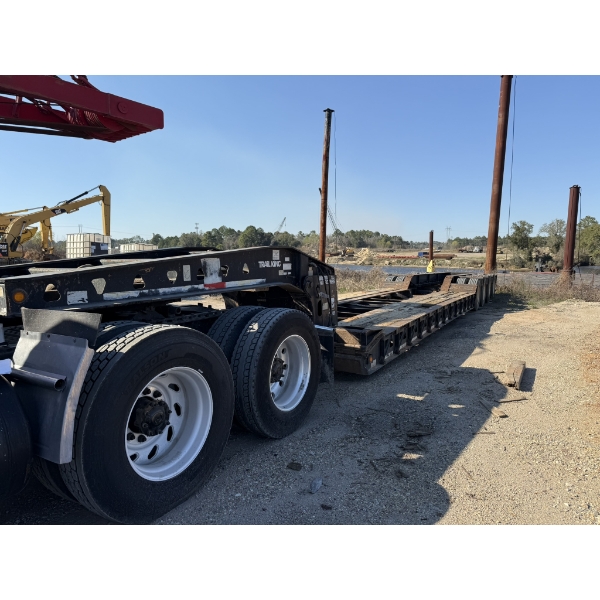 2008 TRAIL KING HS SERIES Lowboy Trailer