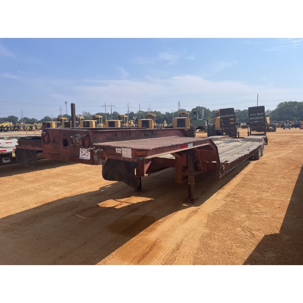 1980 CLARK  Lowboy Trailer