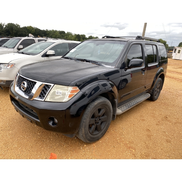 2008 NISSAN PATHFINDER SE SUV