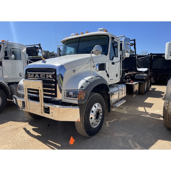 2024 MACK GR64F Roll Off Truck