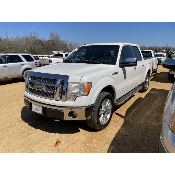 2010 FORD F150 LARIAT Pickup Truck