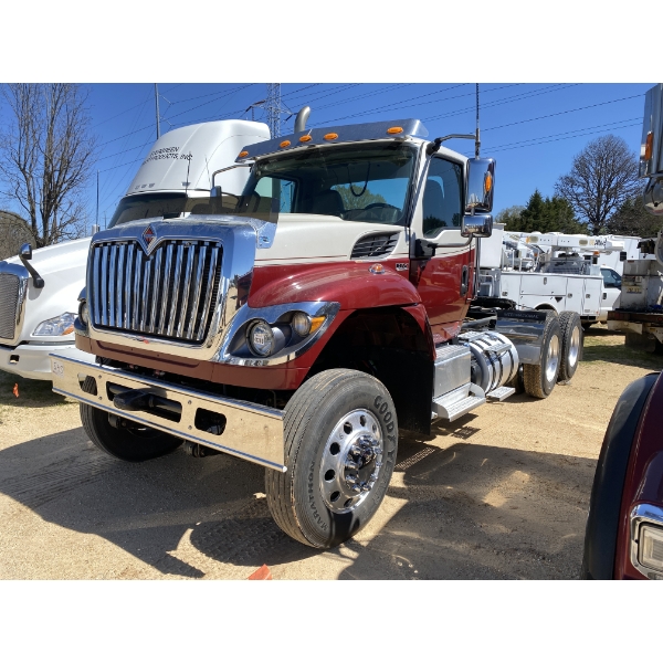 2022 INTERNATIONAL HV513 Day Cab Truck
