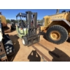 Image 4 : CLARK CGP30 Forklift - Mast