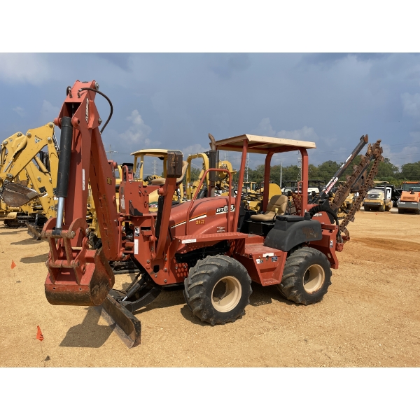 2006 DITCH WITCH RT55 Trencher
