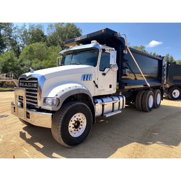 2016 MACK GU713 Dump Truck