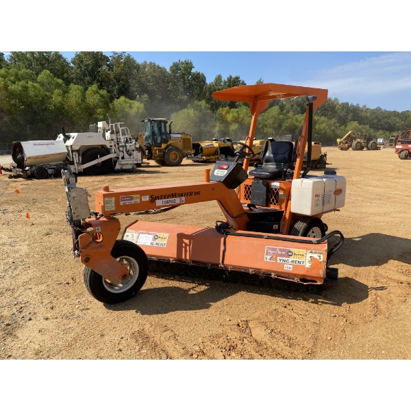 2019 LAY MOR SM300 Broom