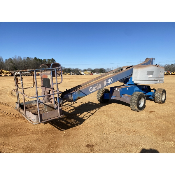 2016 GENIE S-40 Manlift