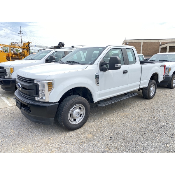 2019 FORD F250 XL Pickup Truck