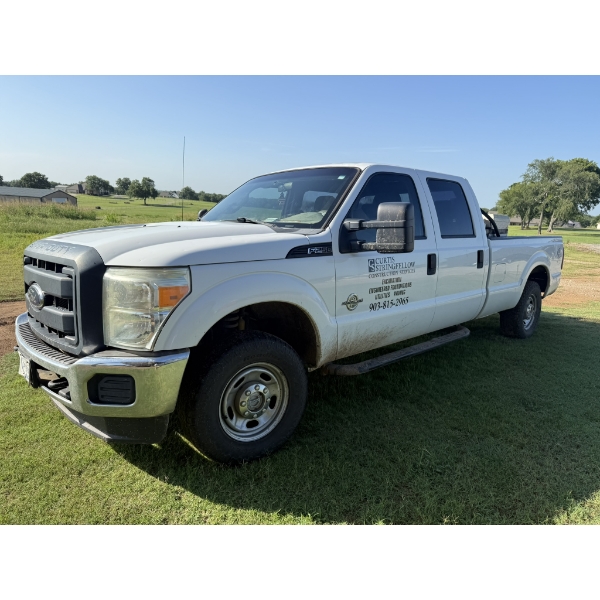2012 FORD F250 XL Pickup Truck