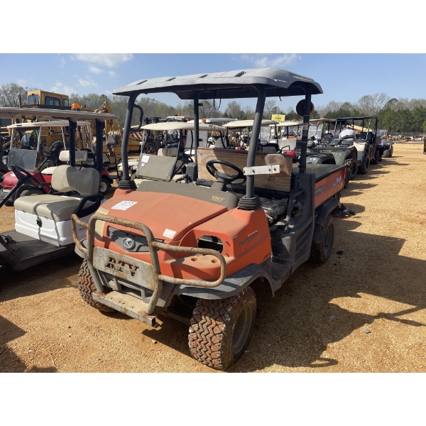 KUBOTA RTV900 UTV