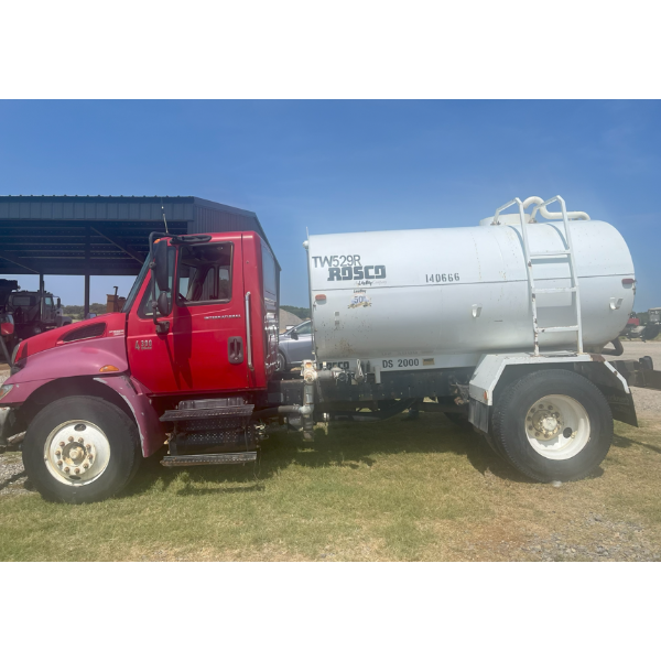 2007 INTERNATIONAL 4300 Water Truck
