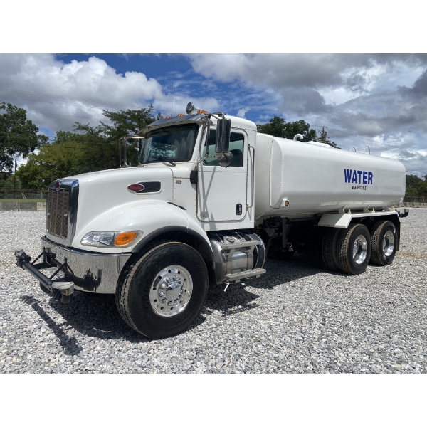 2017 PETERBILT 348 Water Truck