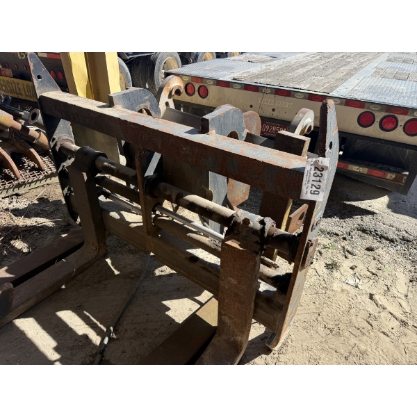 JRB HYD 70" FORKS Loader Attachments