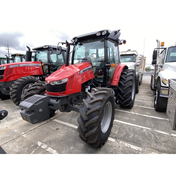 2017 MASSEY FERGUSON 5612 Farm Tractor