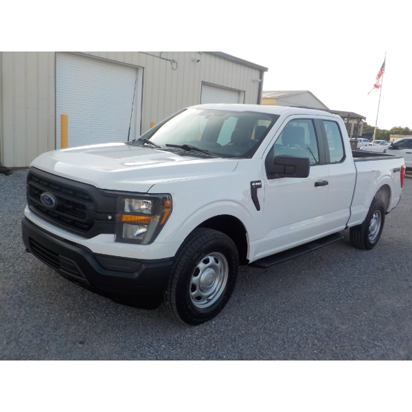 2023 FORD F150 XL Pickup Truck