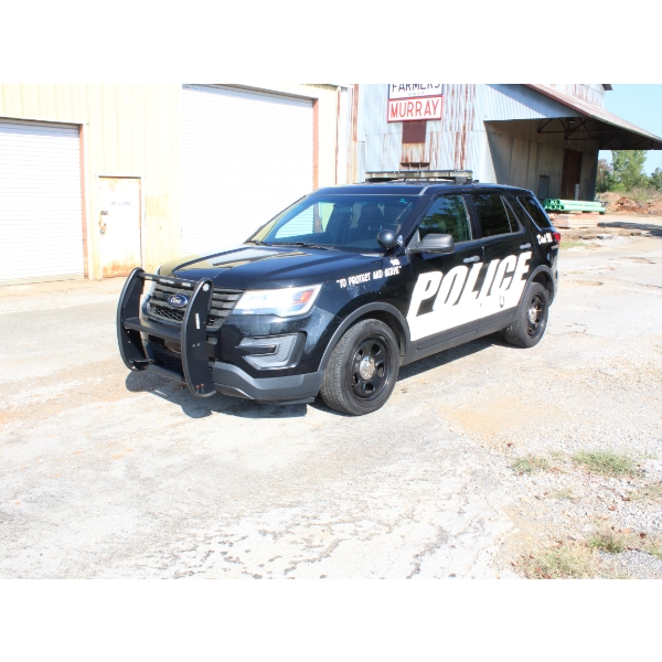 2016 FORD Explorer SUV